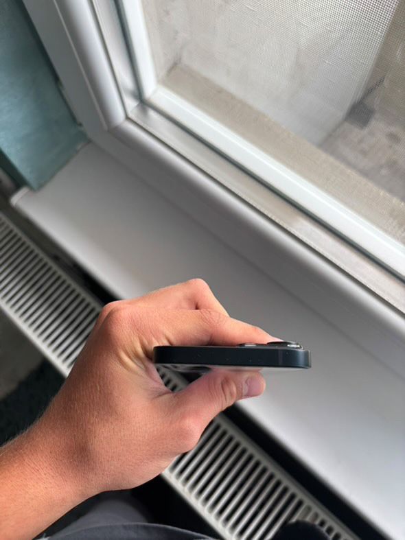 Iphone14  с 4 месеца гаранция