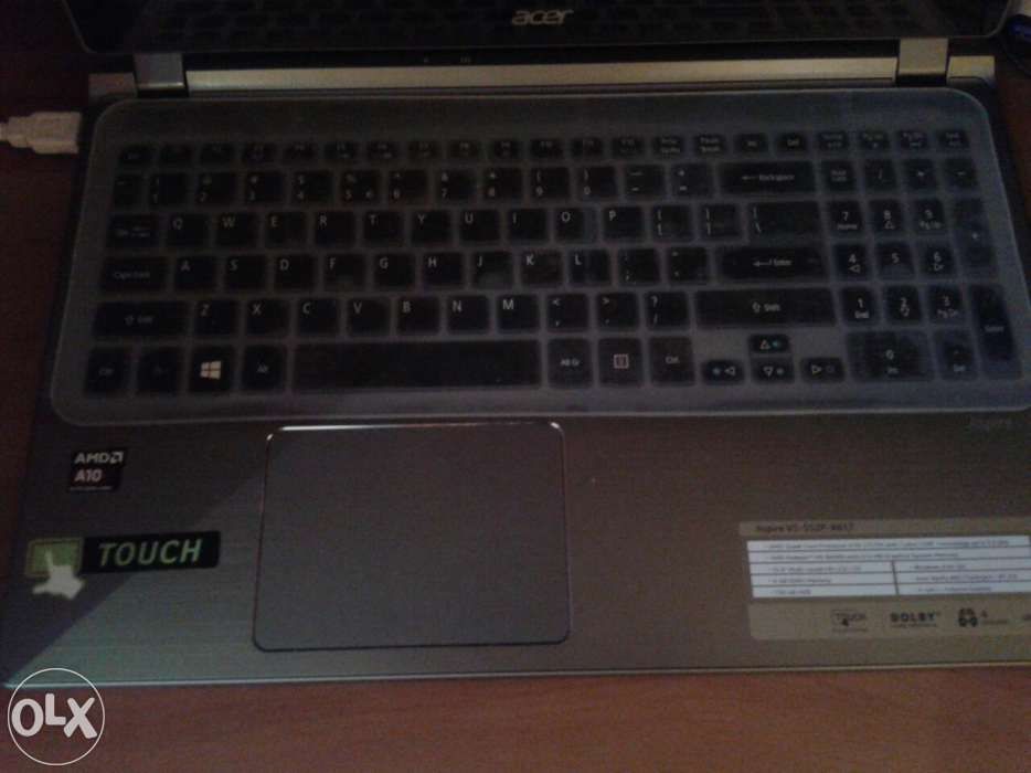 Laptop acer v5-552P-x617