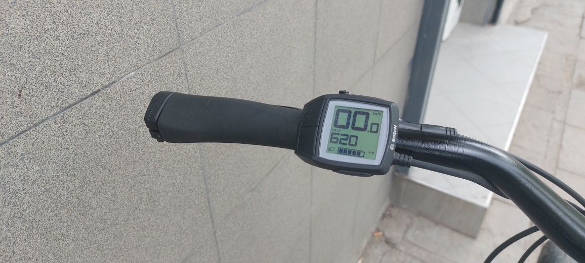 Продавам френски електрически велосипед  27,5 цола, 49 см