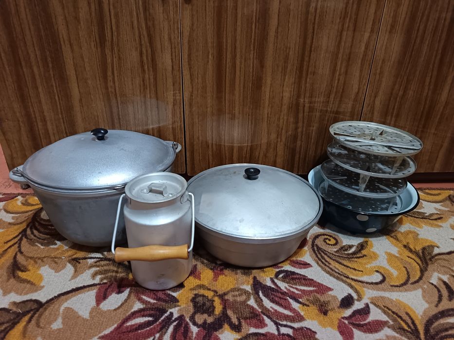 Казаны СССР. 6л. и 3л.Бидон.Чашка