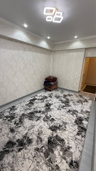 Sergeli 1 bekat Choshtepa metro oldi 2 xona 8 etaj sotiladi
