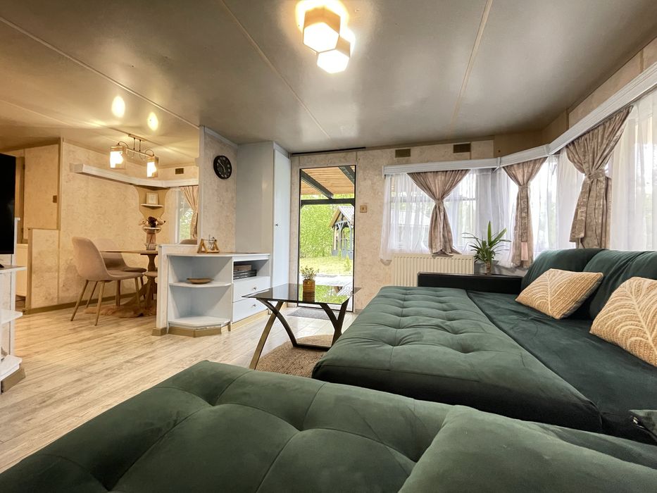 Cabana cu ciubar de Inchiriat