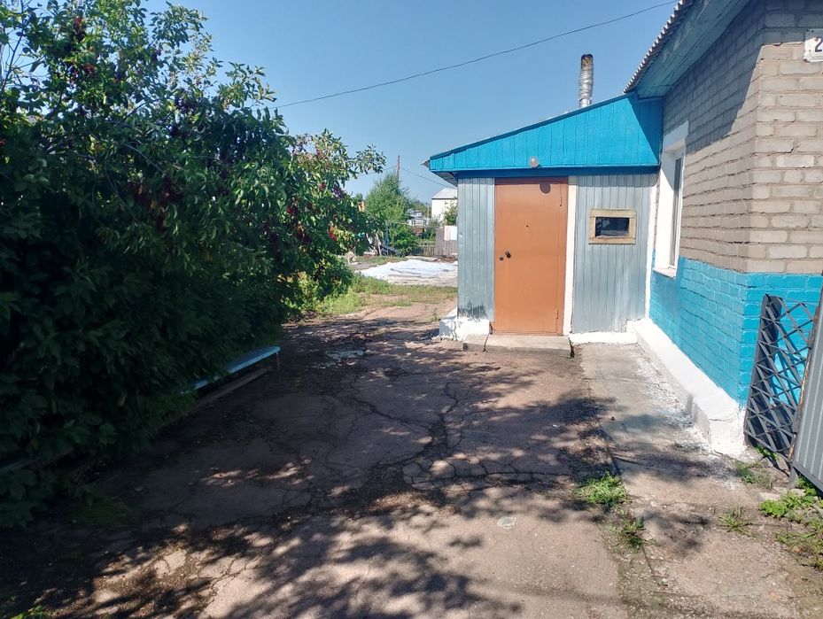 Продам дом и сто водном территория