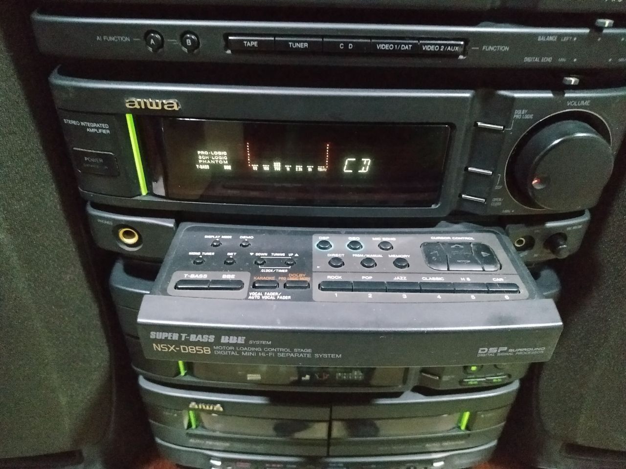 Музыкальный центр AIWA NSX-D858