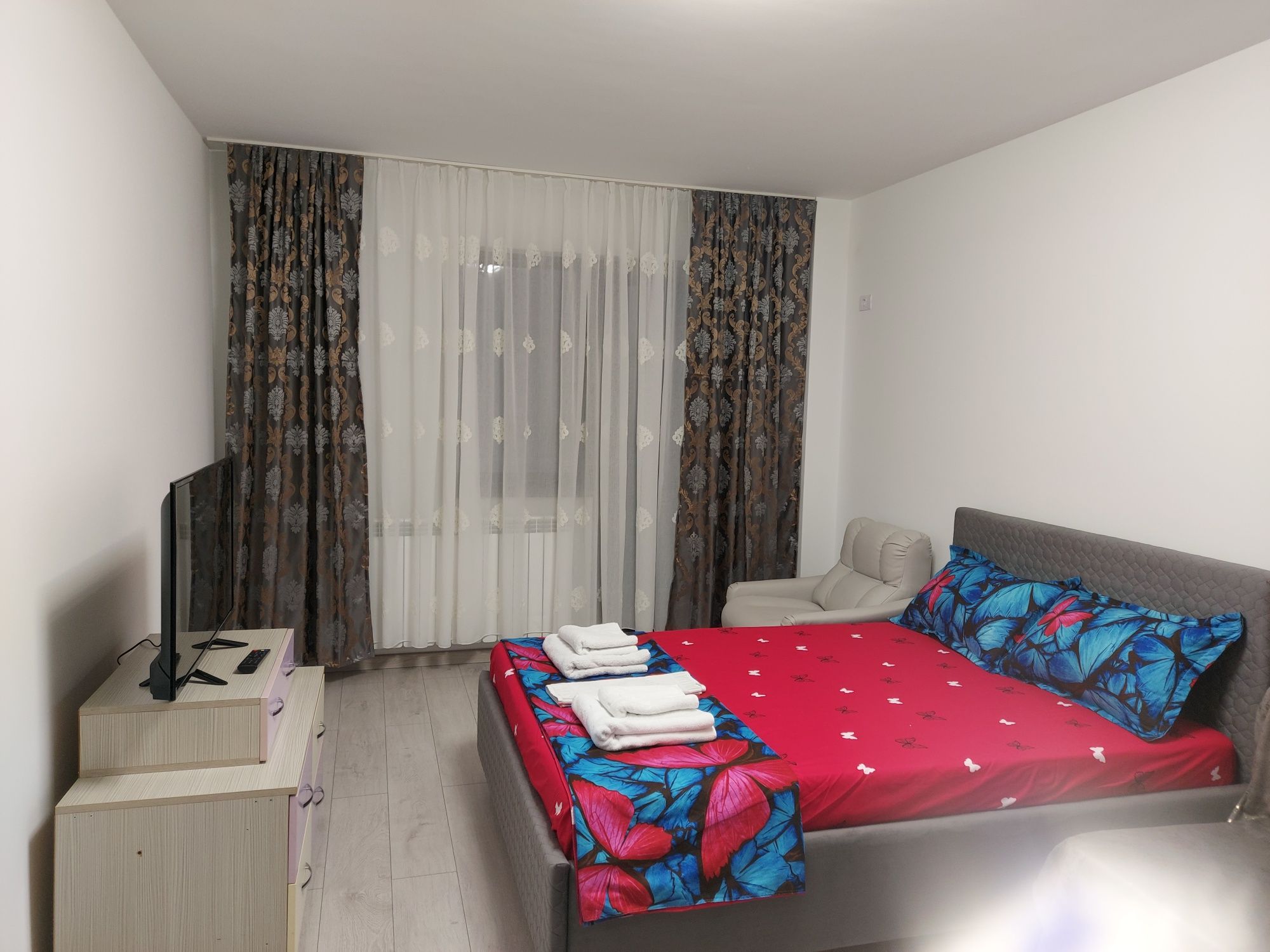 Regim hotelier apart 1 Cam D(Pacurari-Rond Carefour ERA Mall MOLDOVA)