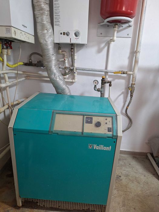 Vând centrala Vailand