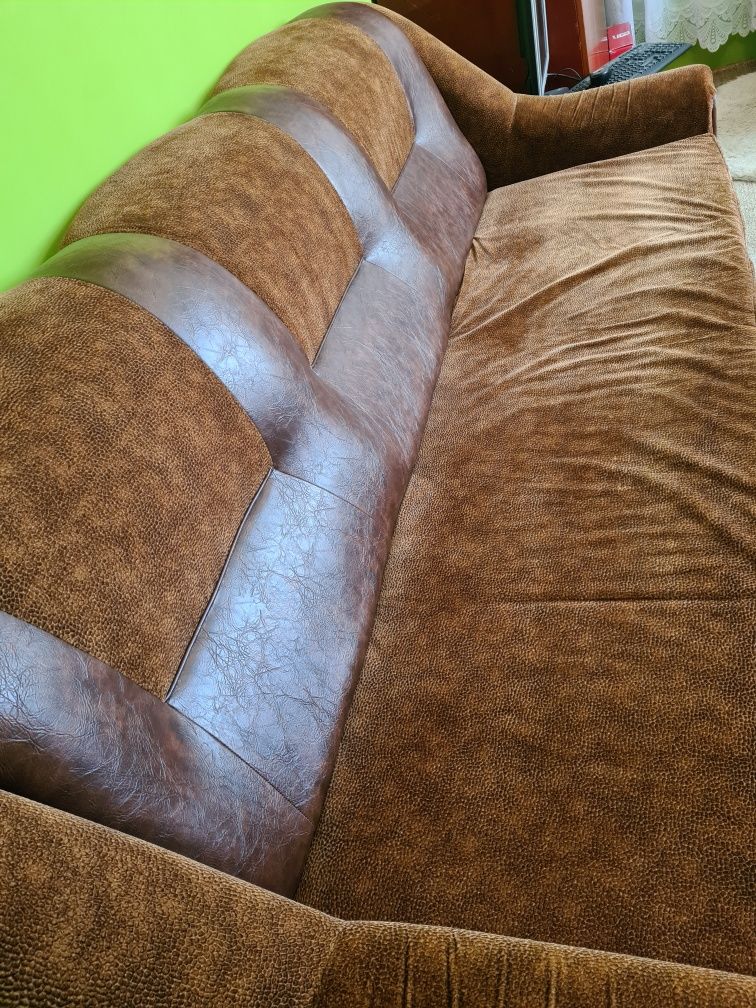 Canapea extensibila