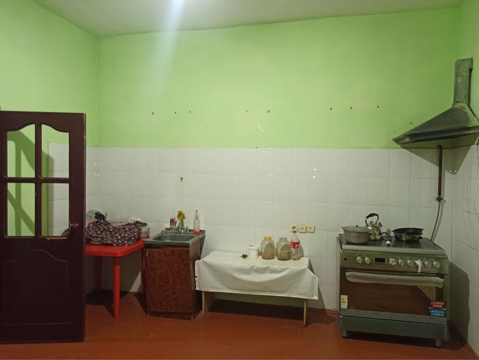 6 сотихли катеж сотилади