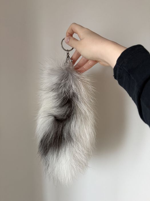 Breloc/ accesoriu pentru geanta din blana naturala de vulpe