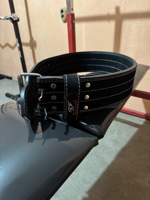 Трибойски фитнес колан