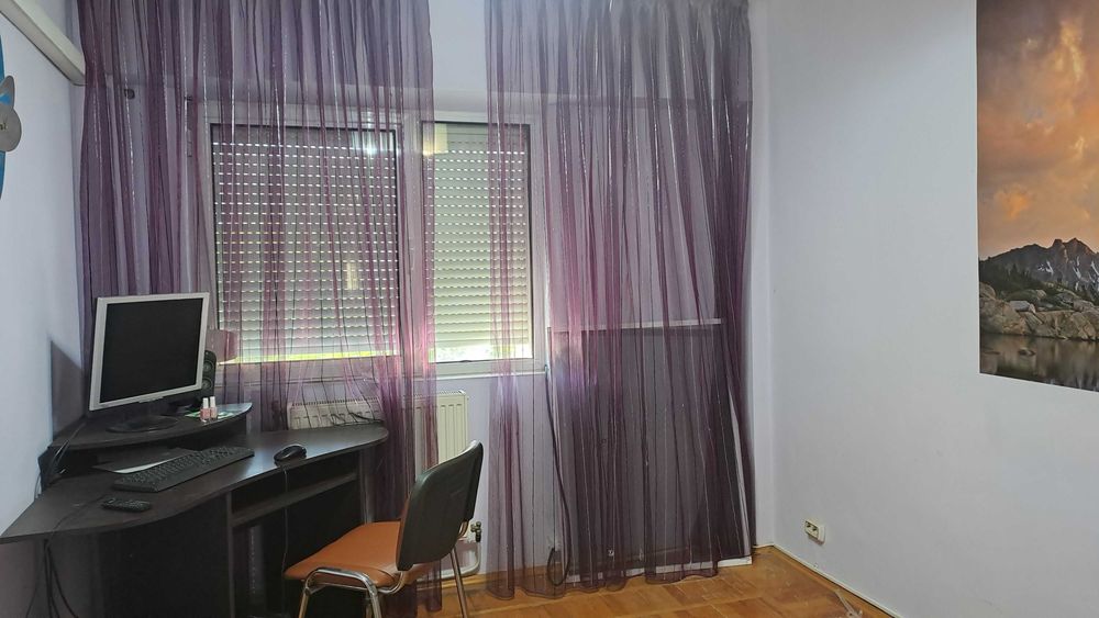 Apartament 3 camere decomandat