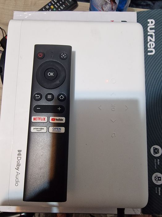 Videoproiector Smart Aurzen Eazze D1 Led