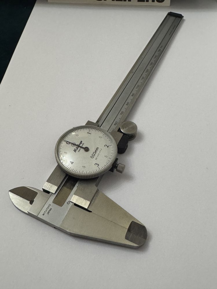 Subler profesional Mitutoyo Japan, cu ceas.