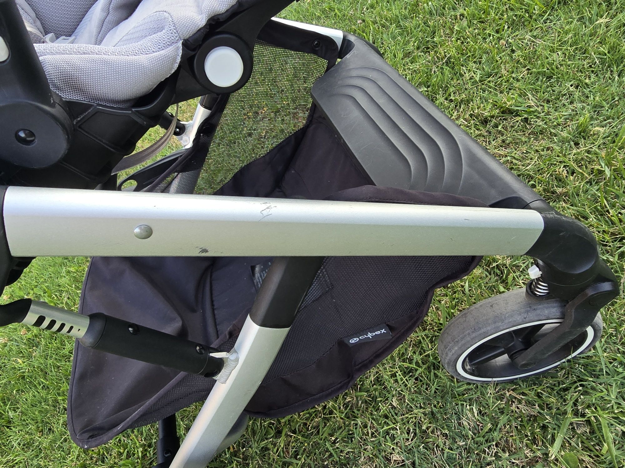 Cybex balios s lux 2023