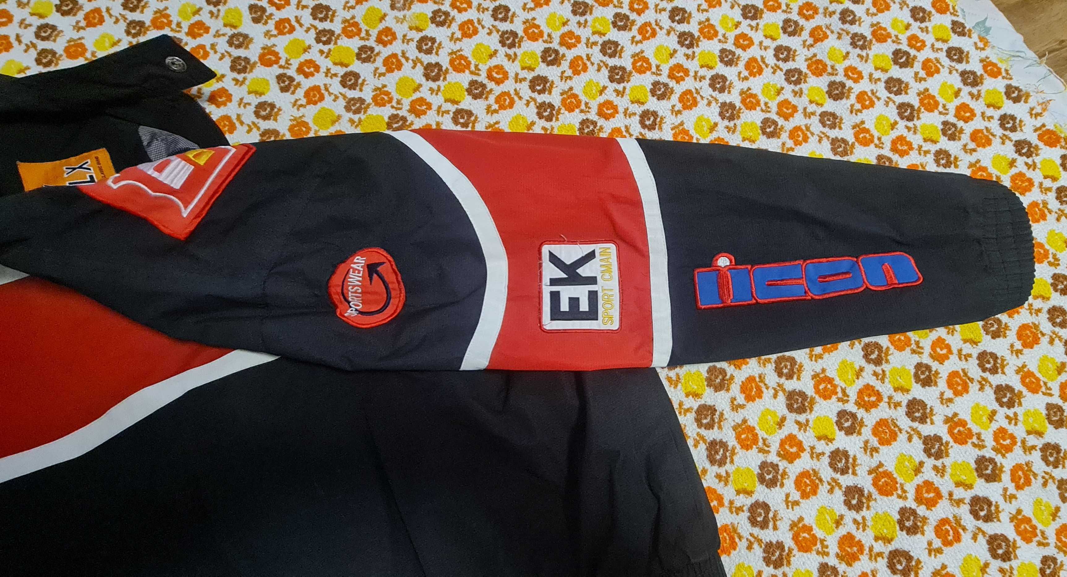 Спортно яке ,,APlX" Reebok (Пролет) XL
