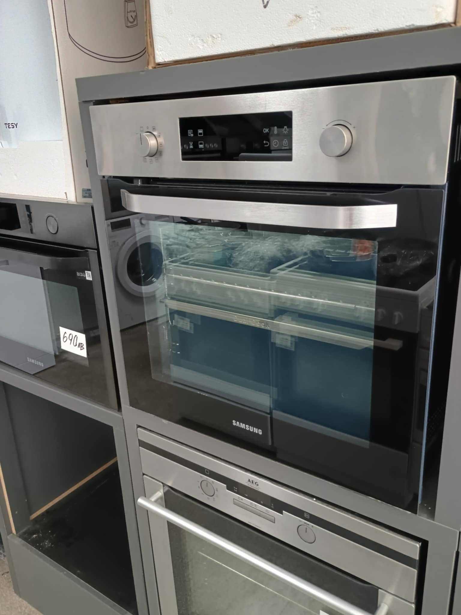 Фурна за вграждане Samsung NV70N3571RS/EG 68 литра PYROLUXE PLUS™