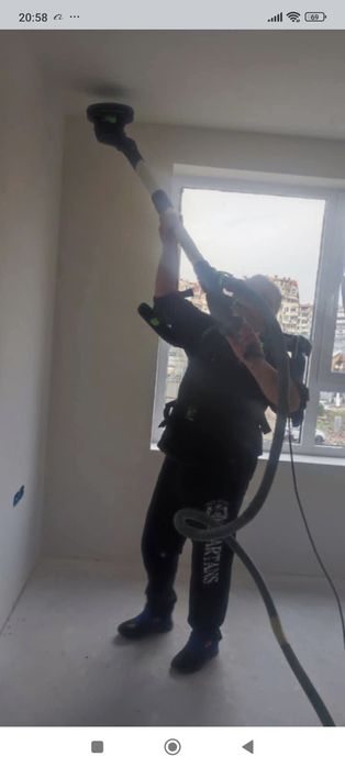 Професионално шлайфане на стени и тавани.