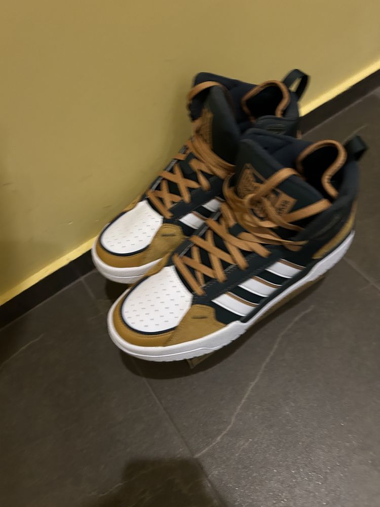 Чисто Нови Adidas Маратонки 100DB MID