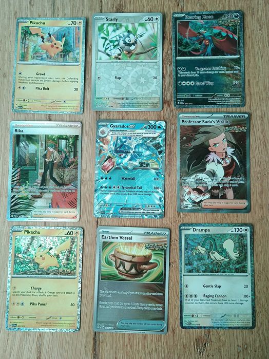 Carduri Pokemon ultra rare
