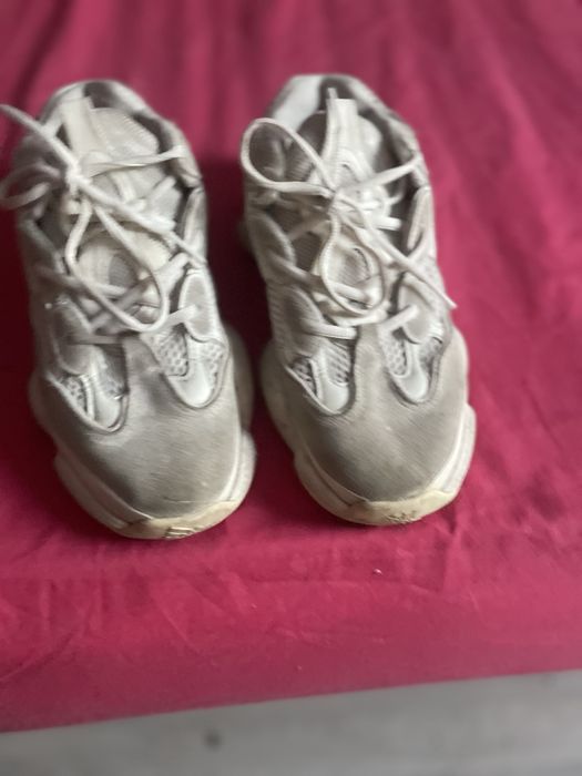 Vand adidas yeezy 500