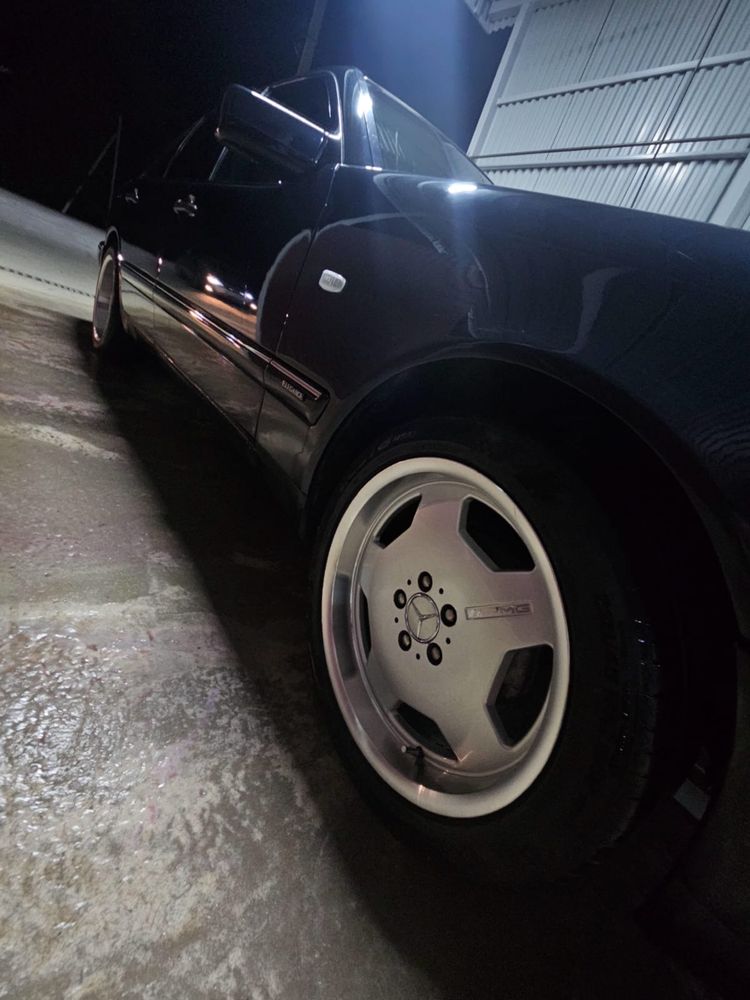 Mercedes benz w210