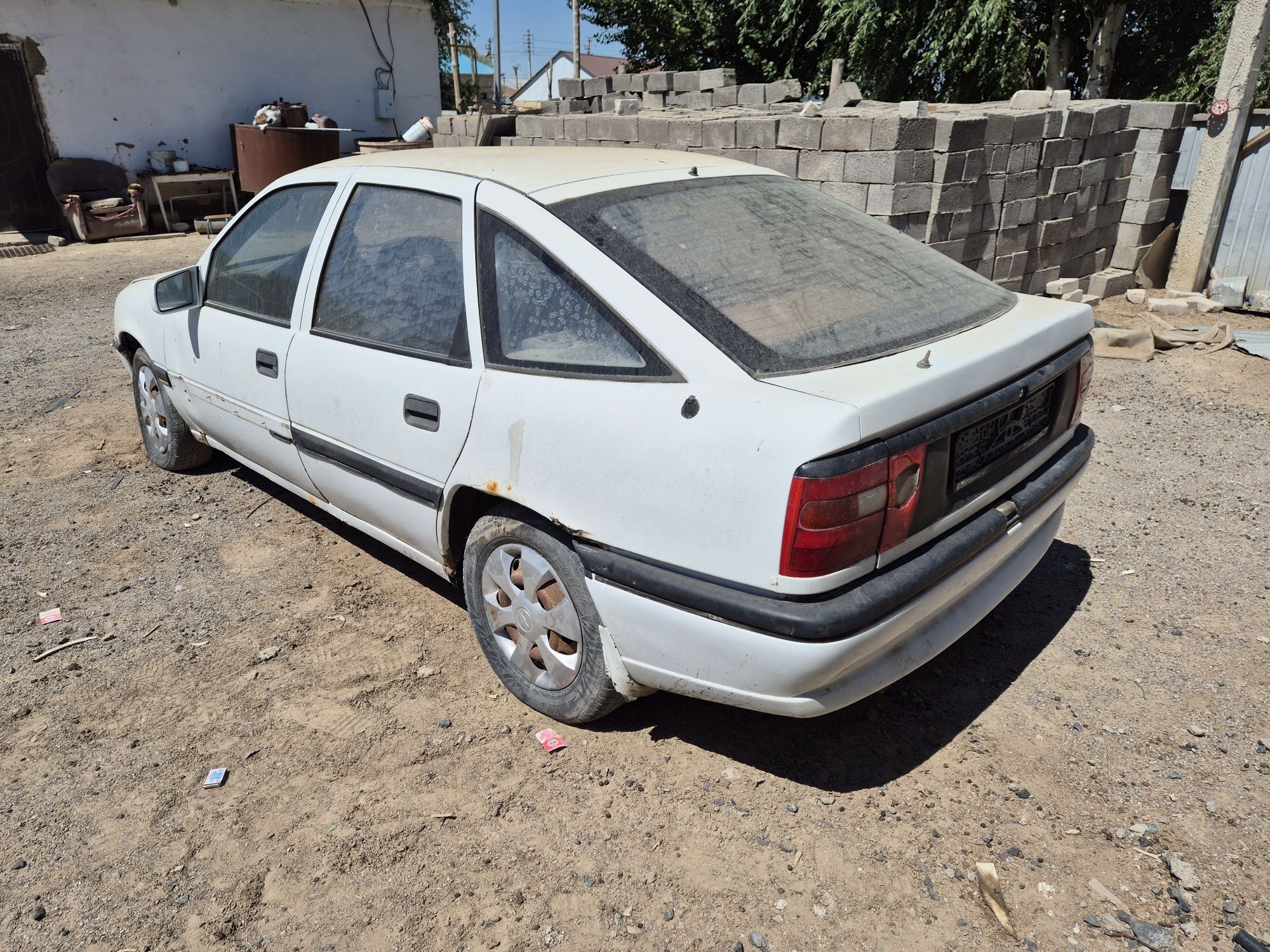 Opel Vectra A (1.8)