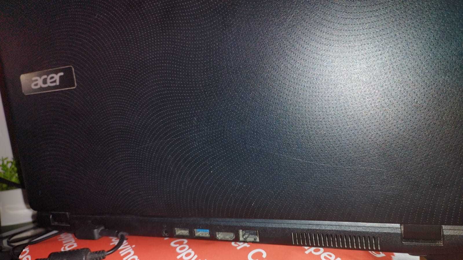 Laptop Acer Aspire ES1-531-C81K