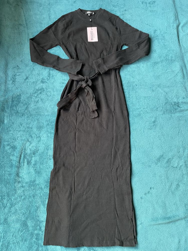 Rochie cu maneci lungi