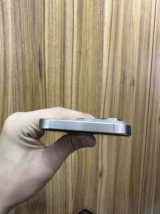 iphone 15 pro natural 128 gb 90%