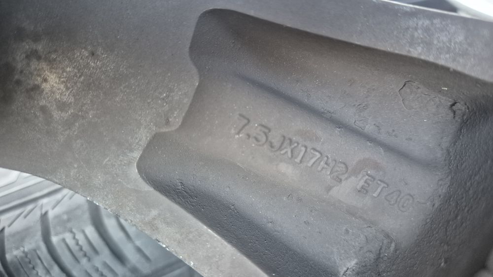Оригинални джанти Мерцедес 5/112 Mercedes E klsse 213 5x112

Употребяв