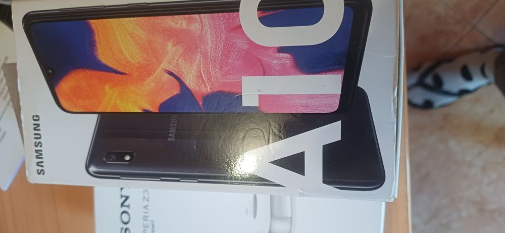Телефон Samsung Galaxy a10