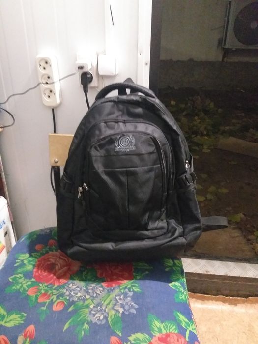 Продам рюкзак взрослый