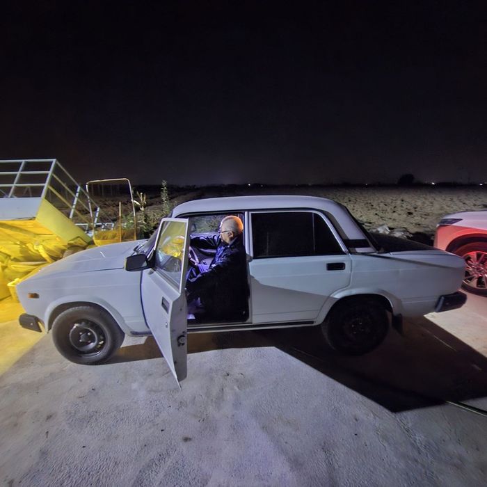 Жигули 2107         год2006