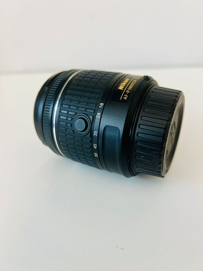 Nikon AF-P DX 18-55mm VR – Отлично състояние, без драскотини

Описа
