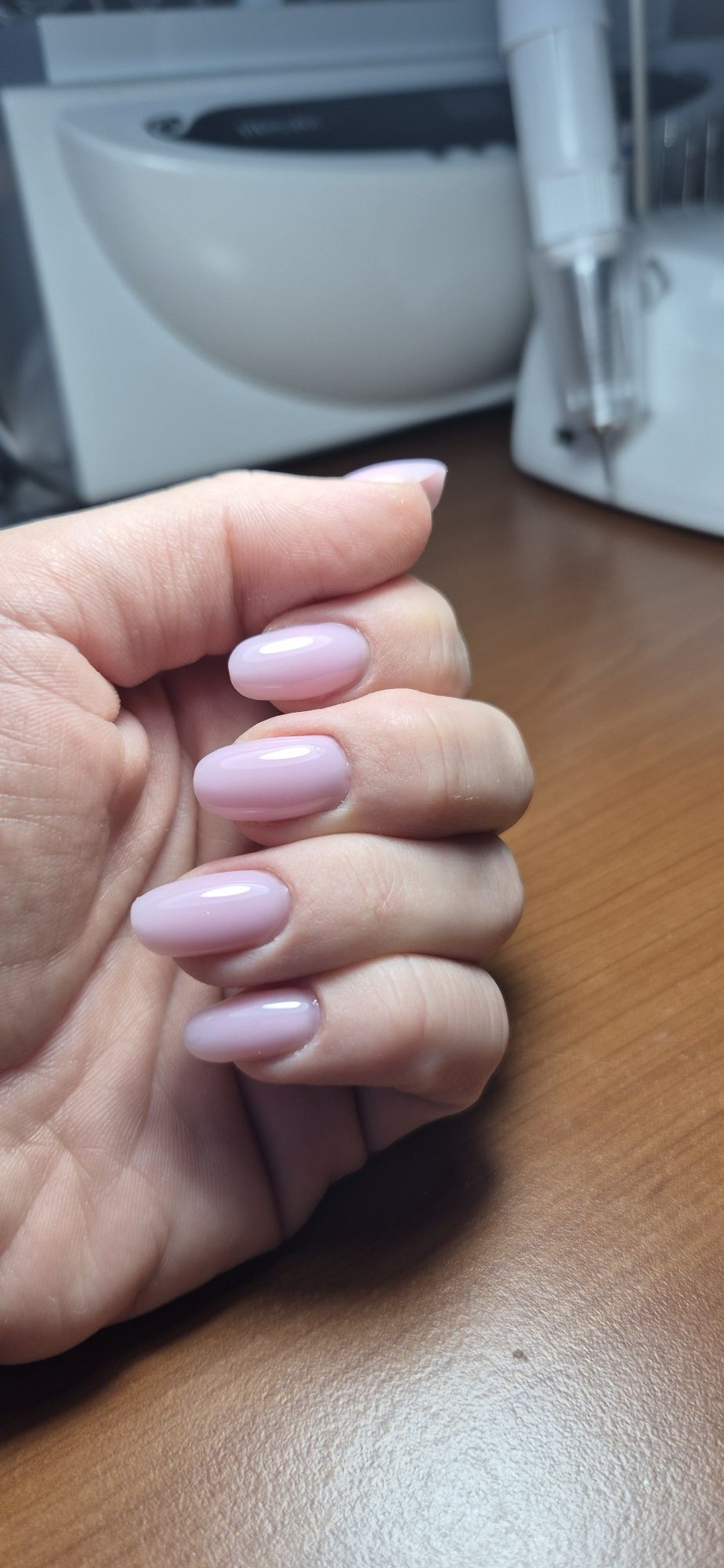 Unghii cu gel sau semi