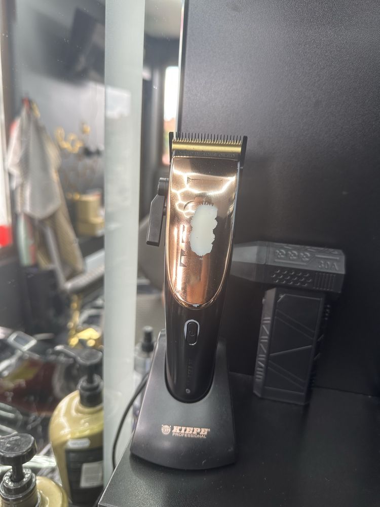 Професионални машинки за подстригване/Kiepe,Panasonic,Babyliss,Wahl