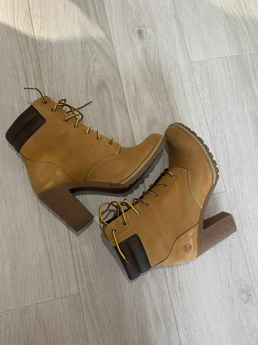 Дамски обувки Timberland с ток 120лв