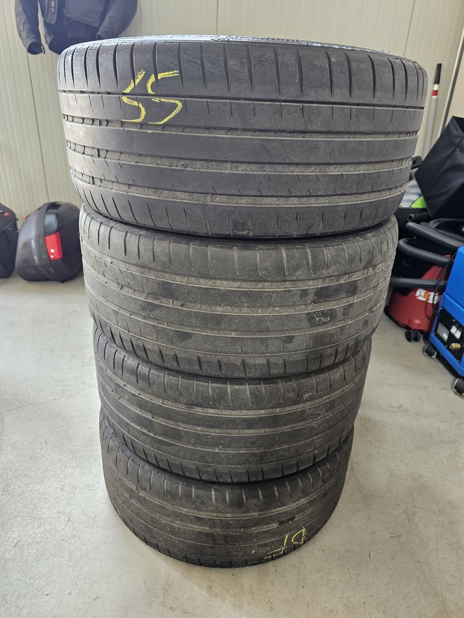 Michelin PS4S 245/35R19