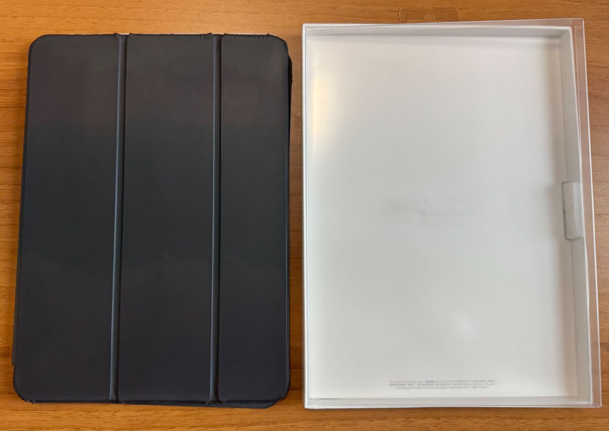 Продавам оригиналeн кейс на Apple за iPad Pro 11-inch