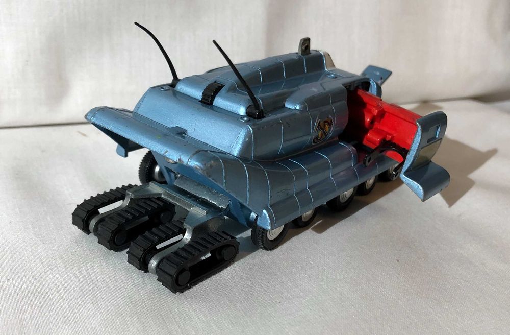 Macheta DINKY Spectrum Pursuit Vehicle SPV 104 Gerry Anderson 1960