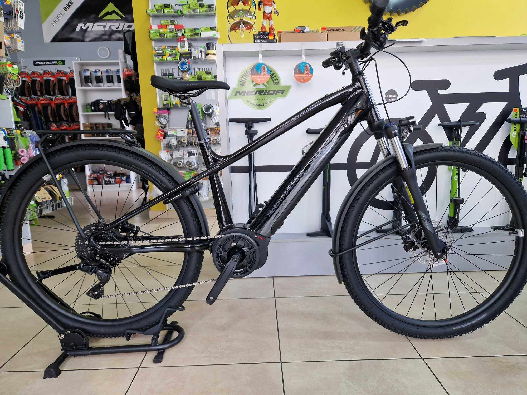 Bicicleta Electrica Rock Machine Torrent e50-29 B Touring 29 (M)