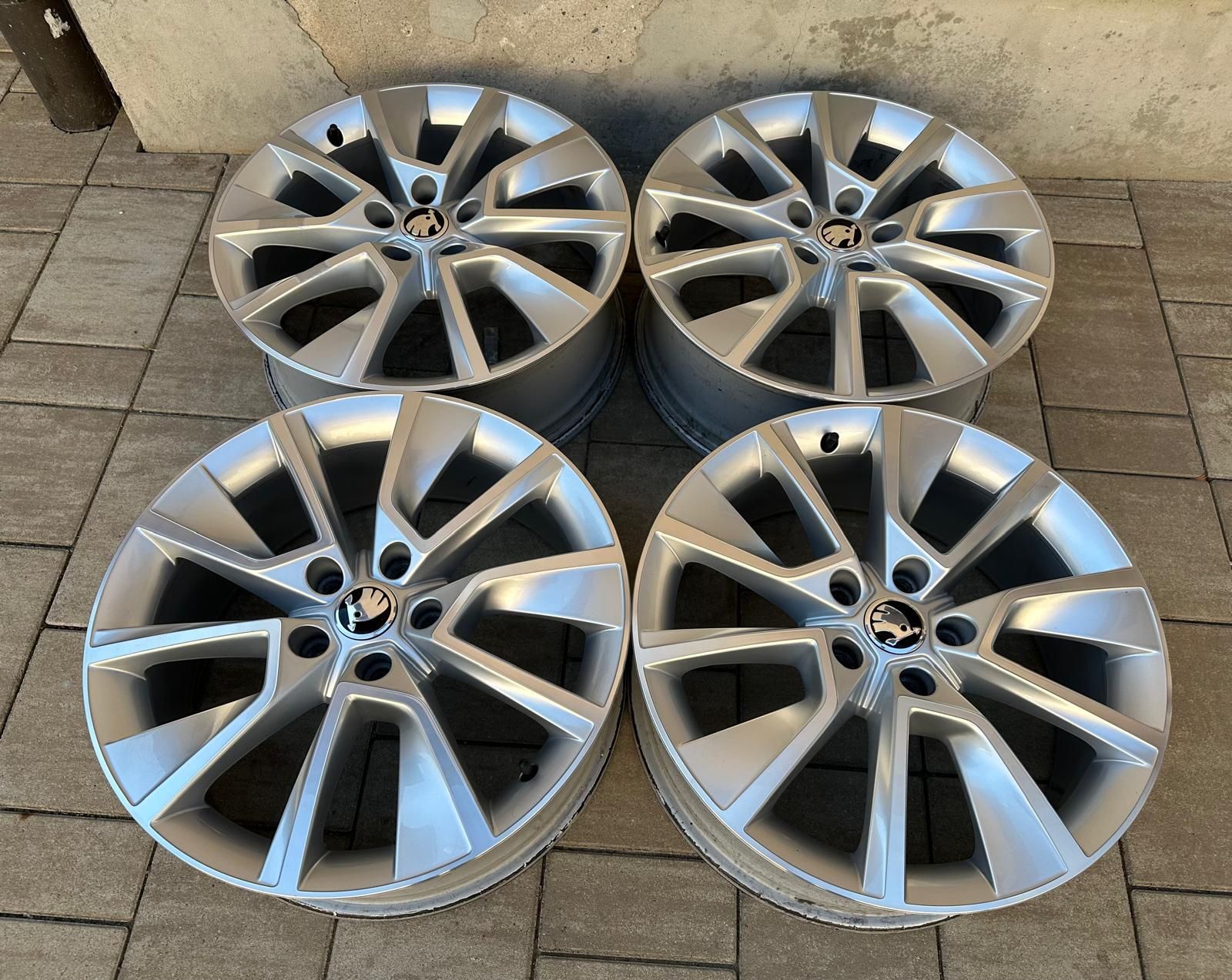Jante 18 5x112 Originale Skoda Kodiaq,Karoq,Octavia,Superb,VW Tiguan
