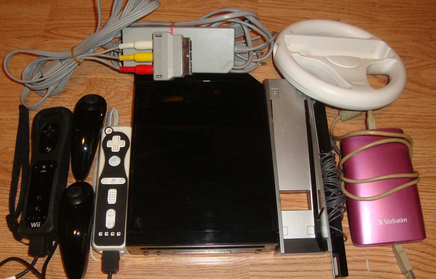 Consola Nintendo Wii Modat + 320Gb si Volan