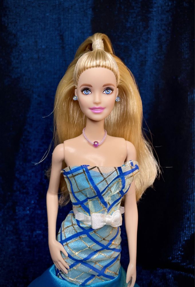 Papusa Mattel Barbie Rochie Birthday 2011 & Cap Birthday Wishes 2016