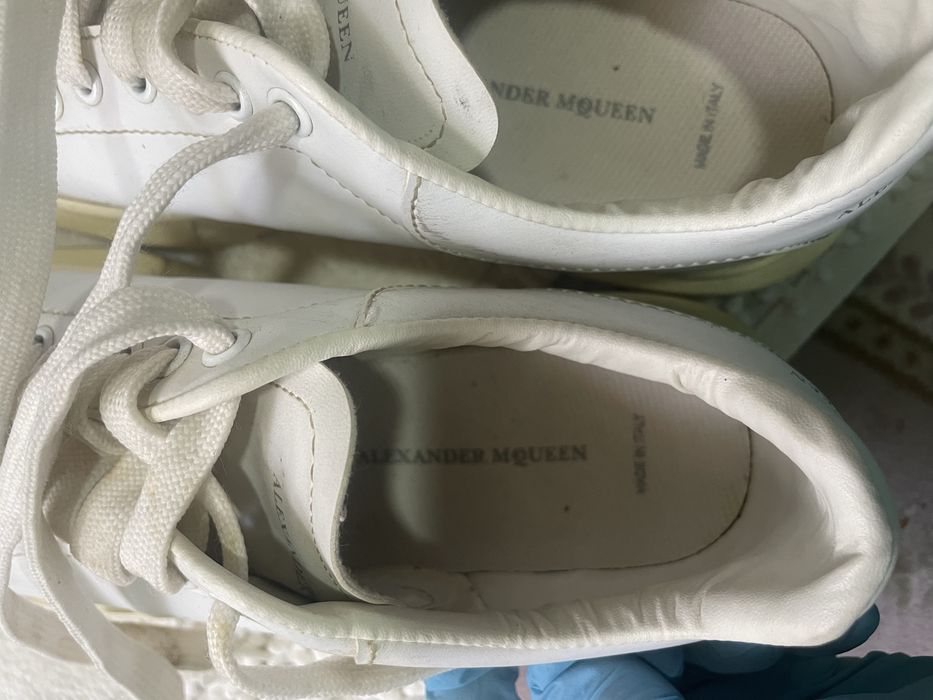 Krossovka 39 jenskiy