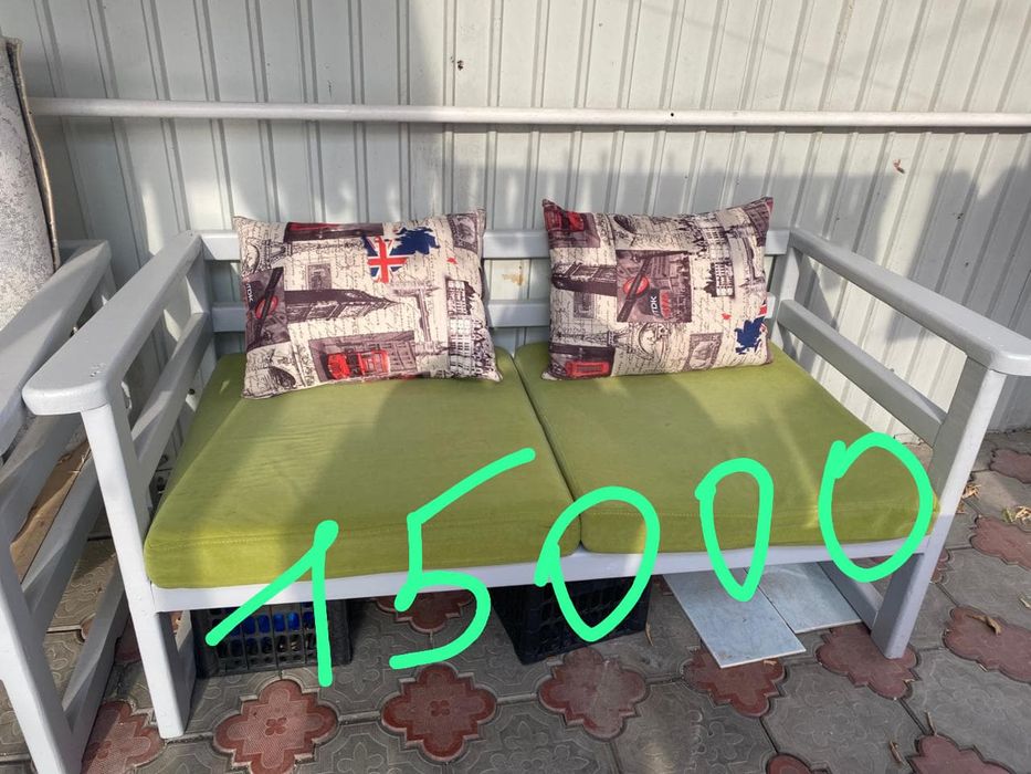 Продам диваны деревянные для бесетки