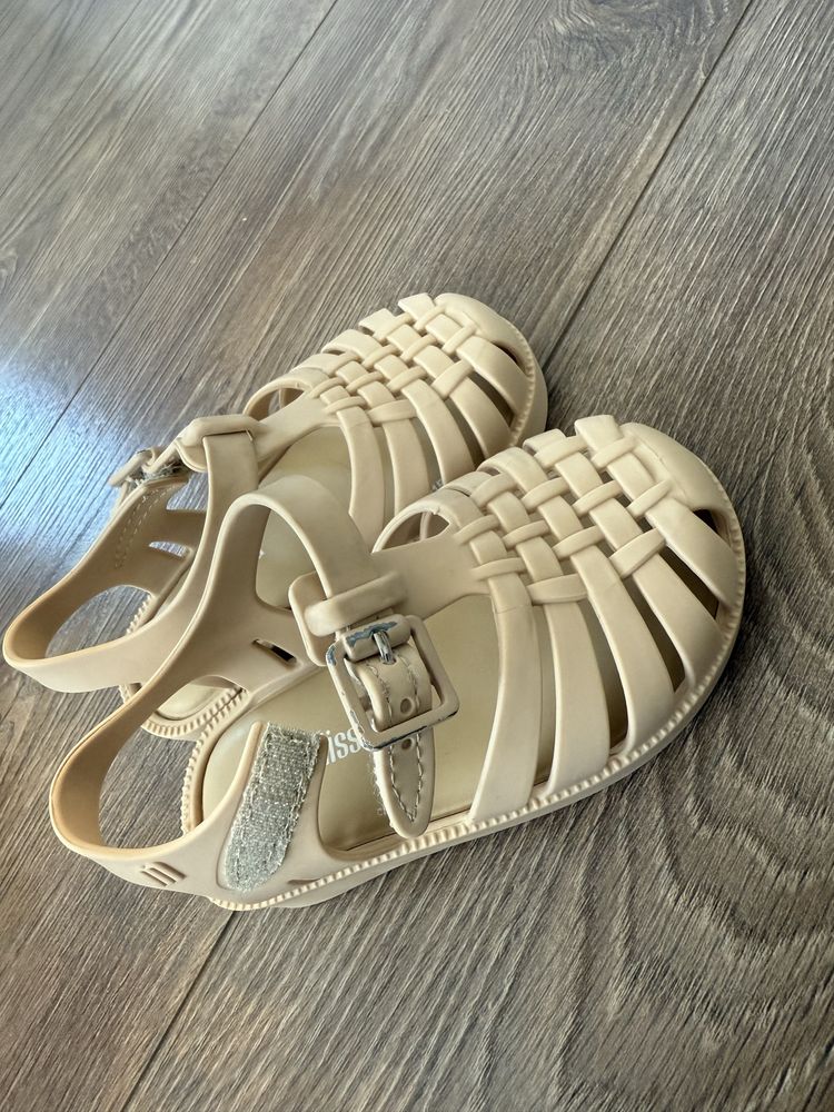 Разпродажба на  обувки Puma Fenty  Mini Melissa Zara  Adidas samba
