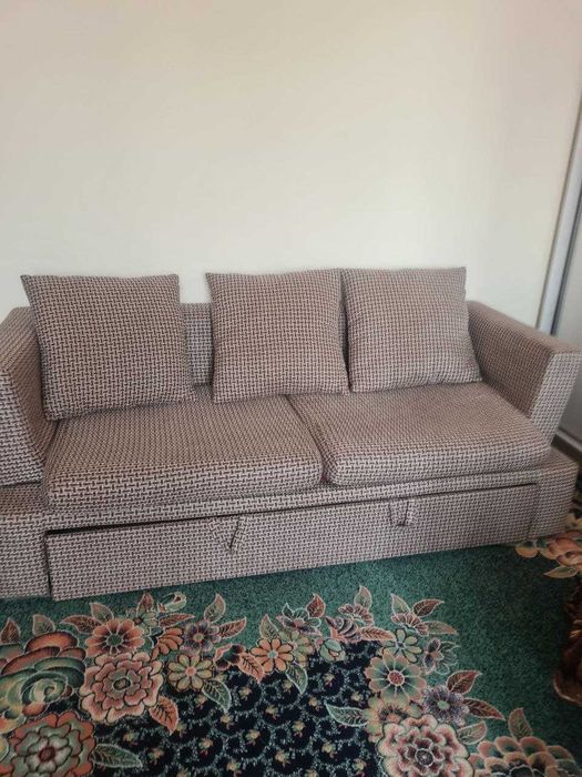 Продаю Диван. Второй диван . Кресло.