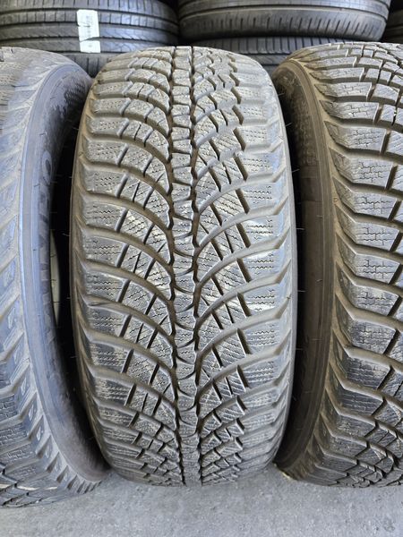 215/55/17 KUMHO 4бр