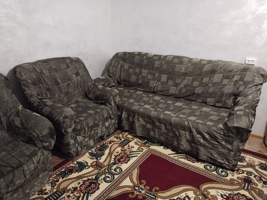 Диван,2кресло.Жағдайы жақсы.50000т